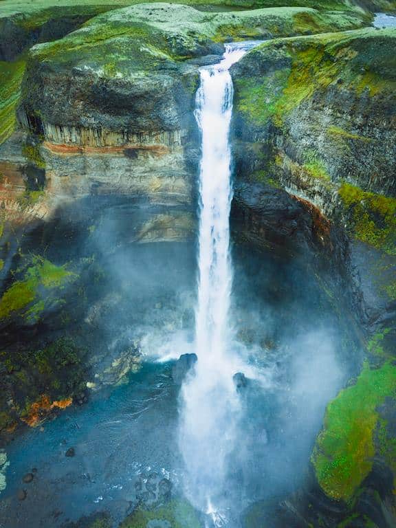 L'impressionnate cascade de Haifoss en Islande