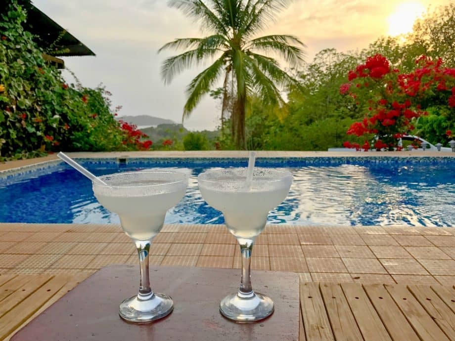 La terrasse de l'hotel Sol y mar à Santa catalina au Panama.