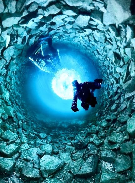 Effet 360 degrés avec une caméra sous-marine.
