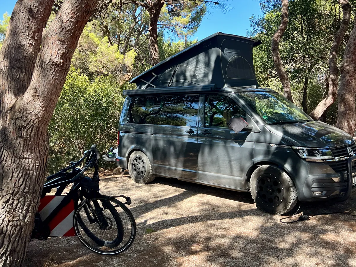 Possibilité de venir en Van ou motorhome plonger en Sardaigne à Capo Galera